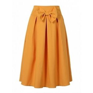 NWT Mustard Yellow Bowknot Pleated Midi Skirt
